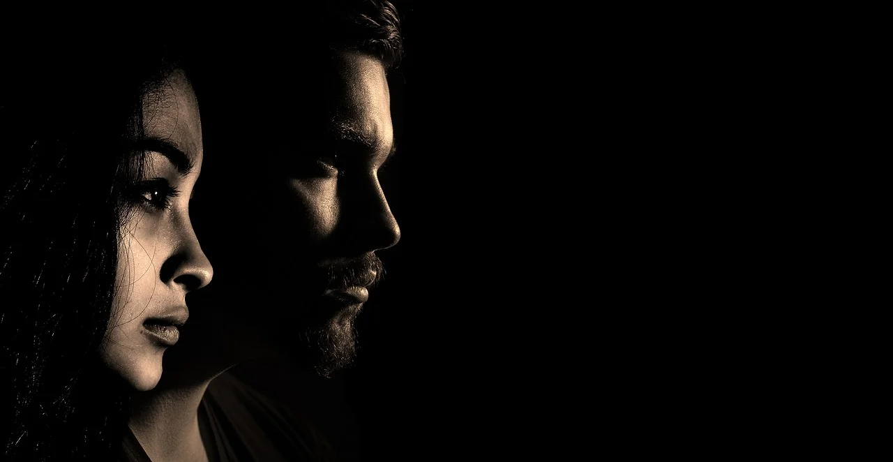 Radiofrekwencja mikroigłowa — skuteczny lifting i odnowa skóry twarzy